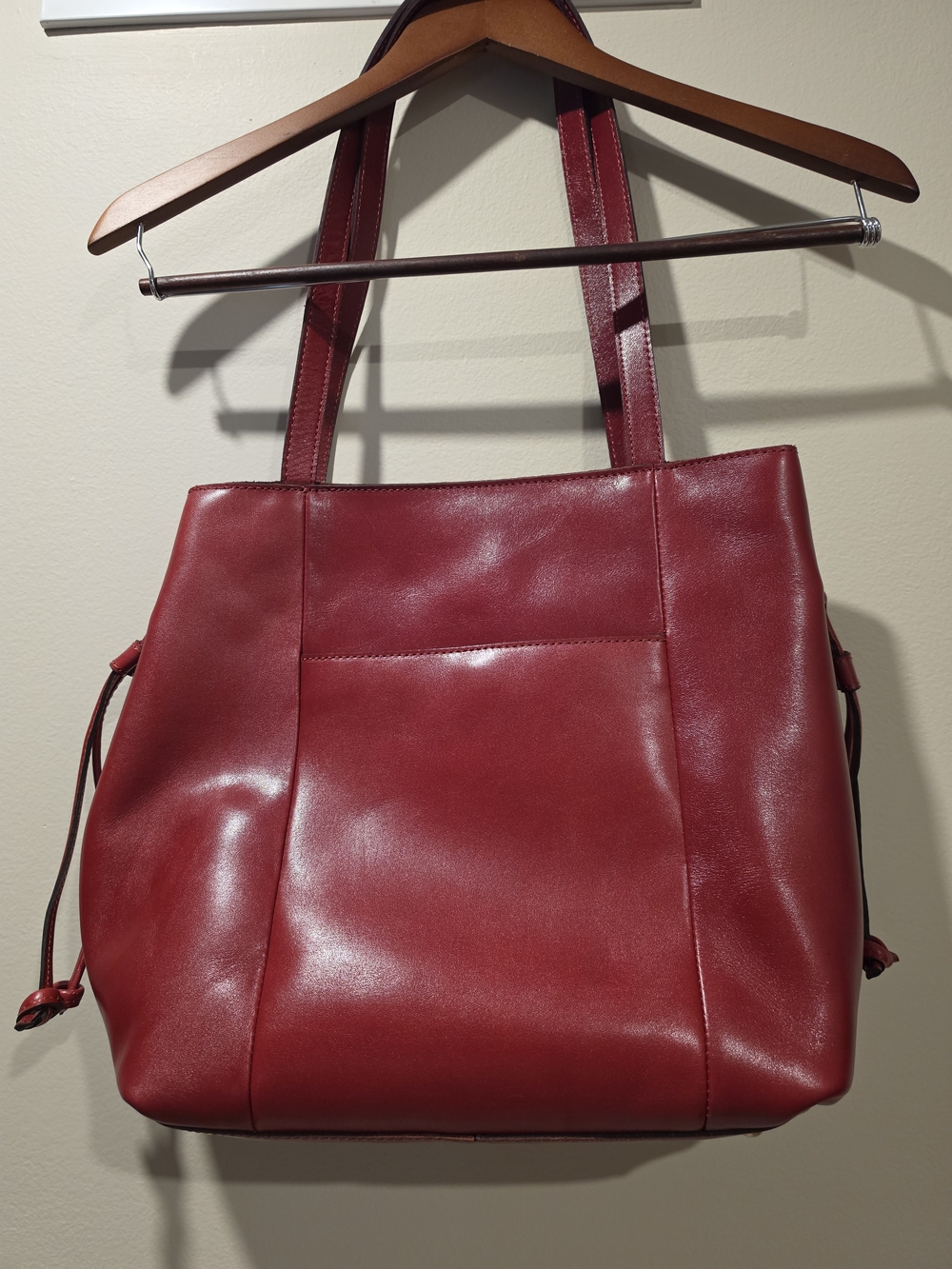 Patricia Nash Berry Red Leather Everton Tote Bag P970333 Beet - Picture 3 of 7